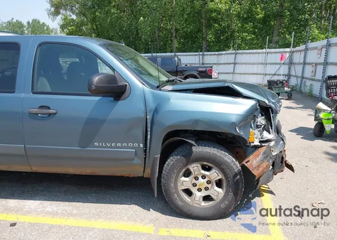 2008 Chevrolet Silverado 1500 Lt1 z USA, uszkodzony, nr VIN 1GCEK19J58Z280152